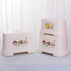 四季方凳（?。?/></a></div>
<div   id=